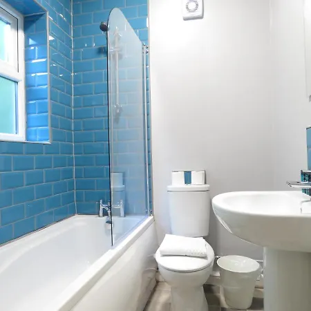 Tudors Esuites One Bedroom Cosy Apartment Birmingham